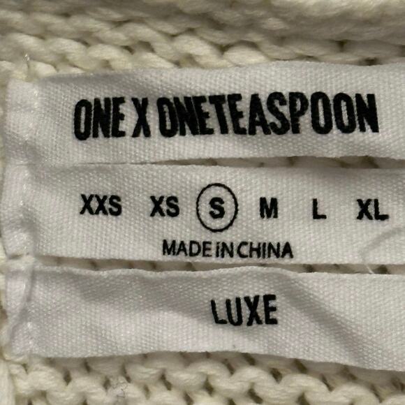 One Teaspoon Luxe Distressed Ivory Knit Cowl Neck Sweater Women’s Small - Picture 6 of 6